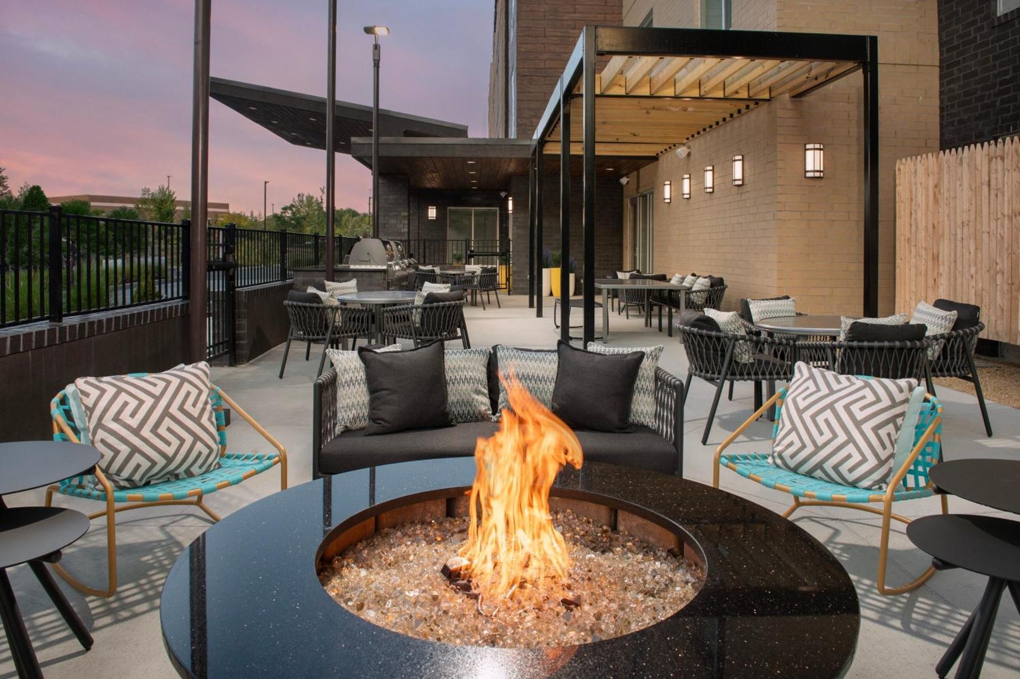 Towneplace Suites By Marriott Cincinnati Mason Exterior foto